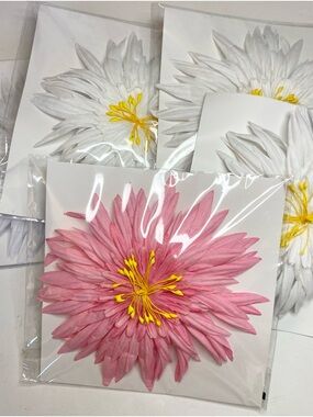 White Daisy Flower Brooch/Hair Clip with Yellow Center 1 each